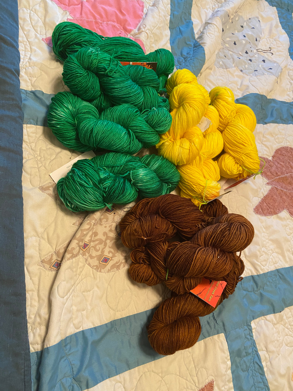 hand dyed super wash merino wool sport weight 3ply/100 grams/328 yards